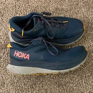 Hoka women’s 7.5 Blue & Pink sneakers